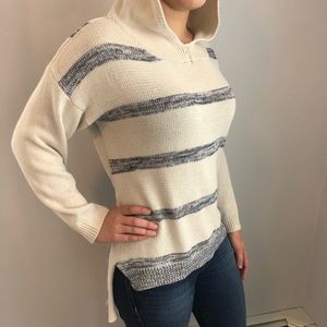 Beach style sweater